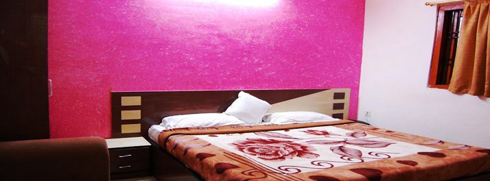 1499/Viren Holiday Home - Agra 05.jpg